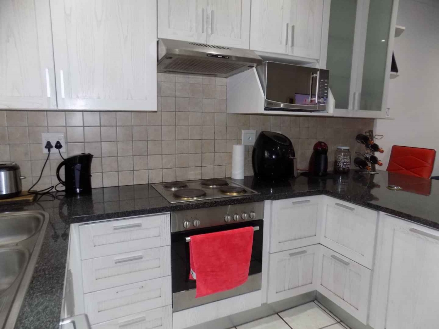 2 Bedroom Property for Sale in Soneike Western Cape